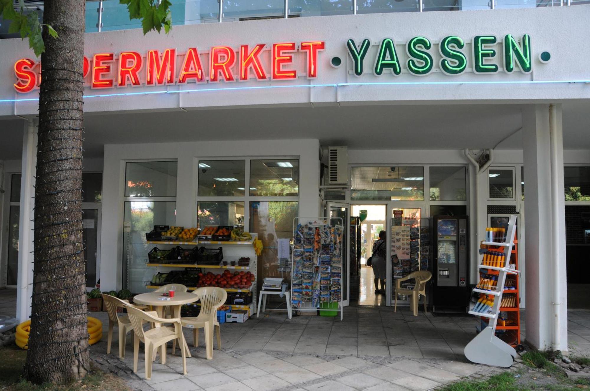 Yassen Holiday Village Pantai Sunny Bagian luar foto