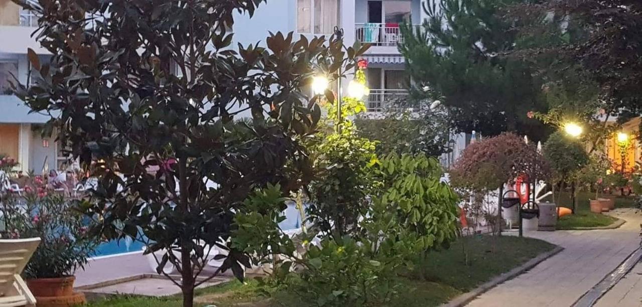 Yassen Holiday Village Pantai Sunny Bagian luar foto
